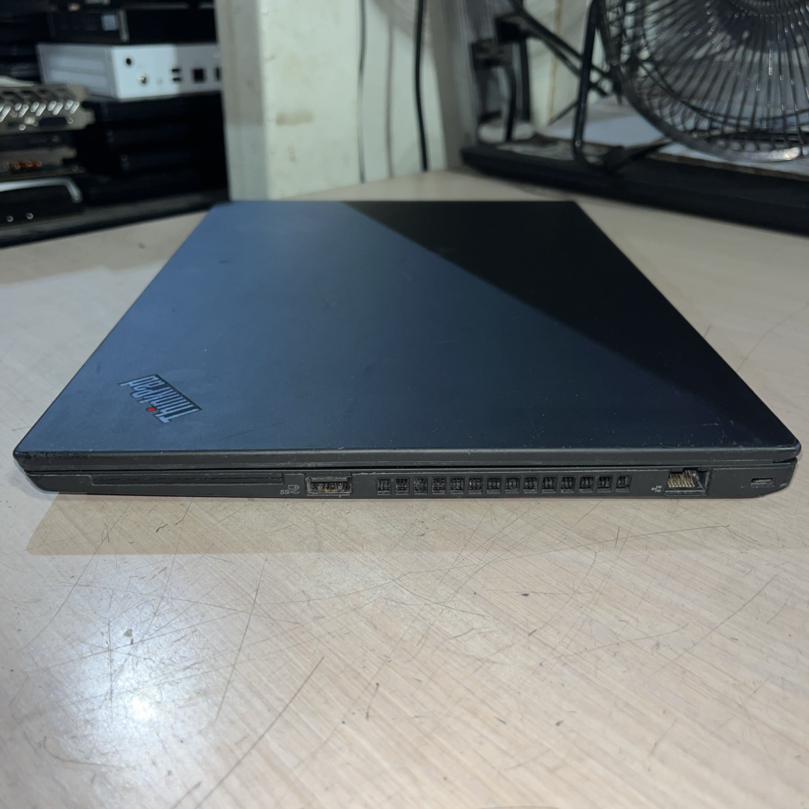 LENOVO THINKPAD T490 INTEL CORE I7-8565U 1.80GHZ 16GB RAM NO HD