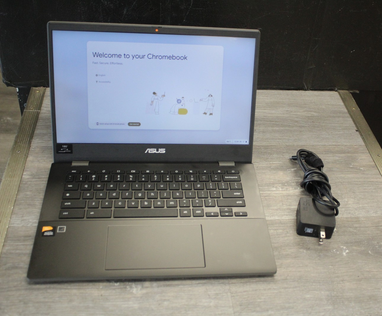 ASUS CM1402CM2A-M8186 14″ FHD MediaTek Kompanio 520 2GHz Chromebook Laptop