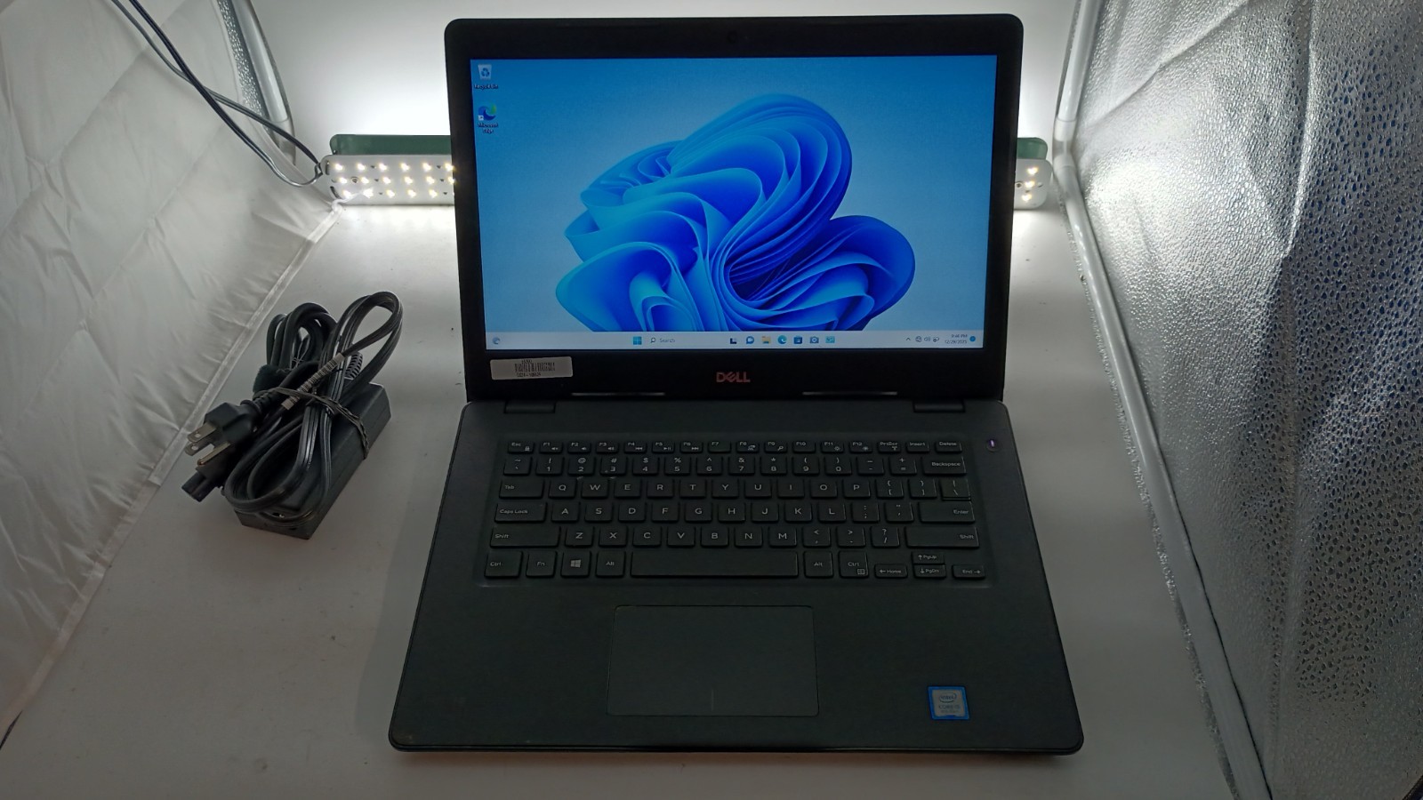 42226 Latitude3490 w/charger.i5-8250U.16GB.128GB M.2.14″.Slim.W11 Pro