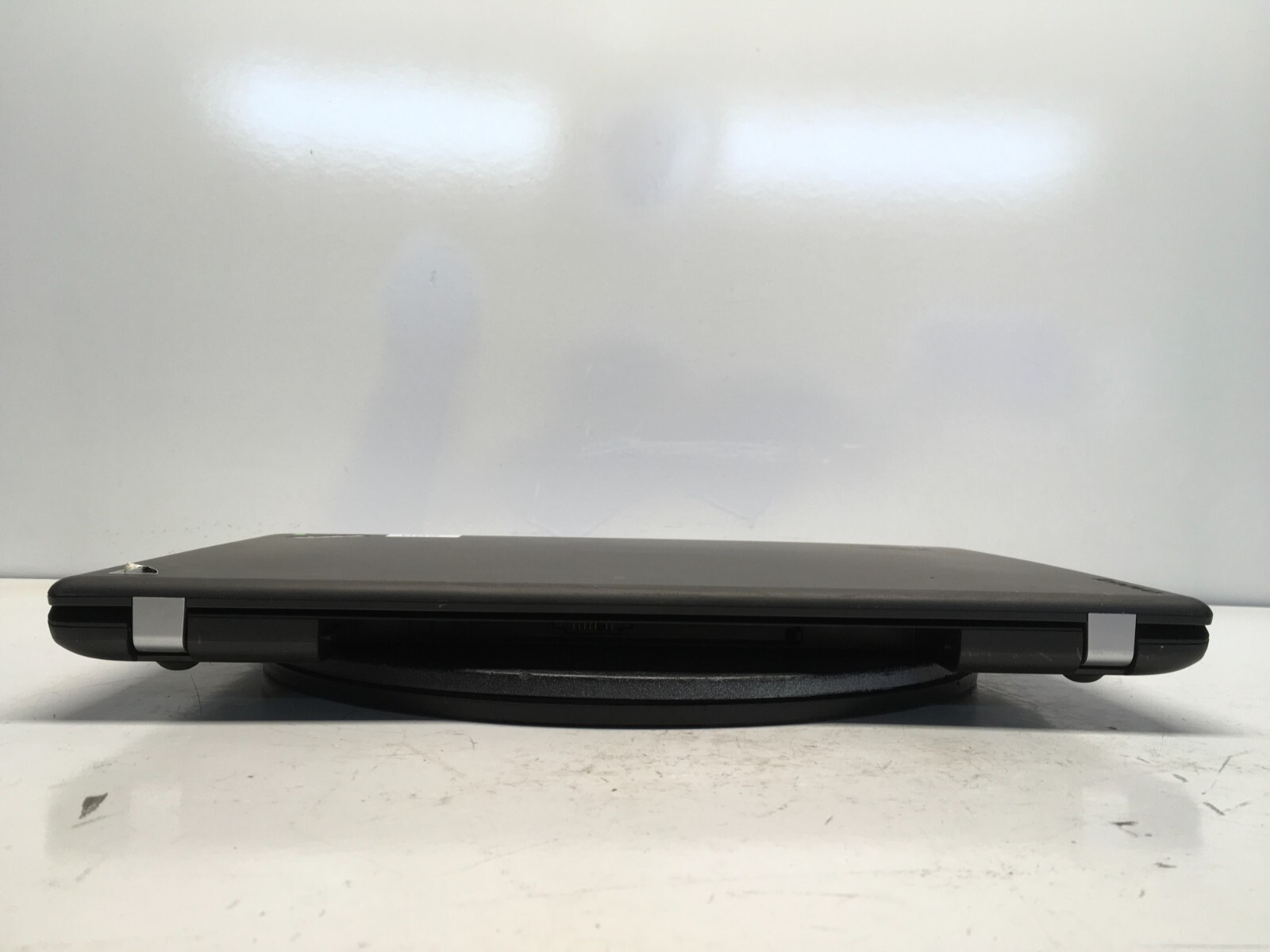 Lenovo ThinkPad E550 Intel i3-4005U 1.7GHz 4 GB NO HDD