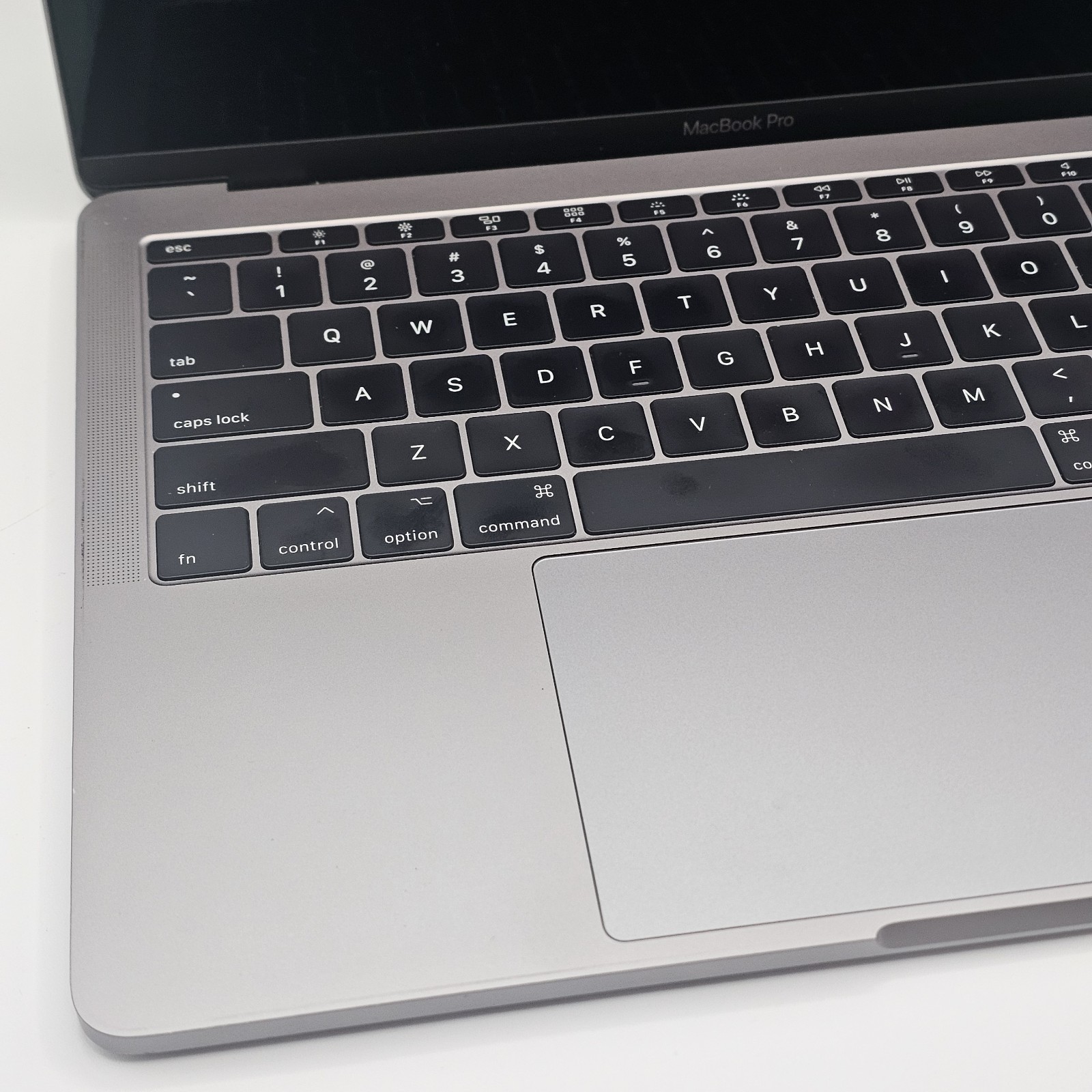 Apple MacBook Pro 13″ 2017 i5 2.3GHz 16GB RAM 256GB SSD Space Gray A1708 Ventura
