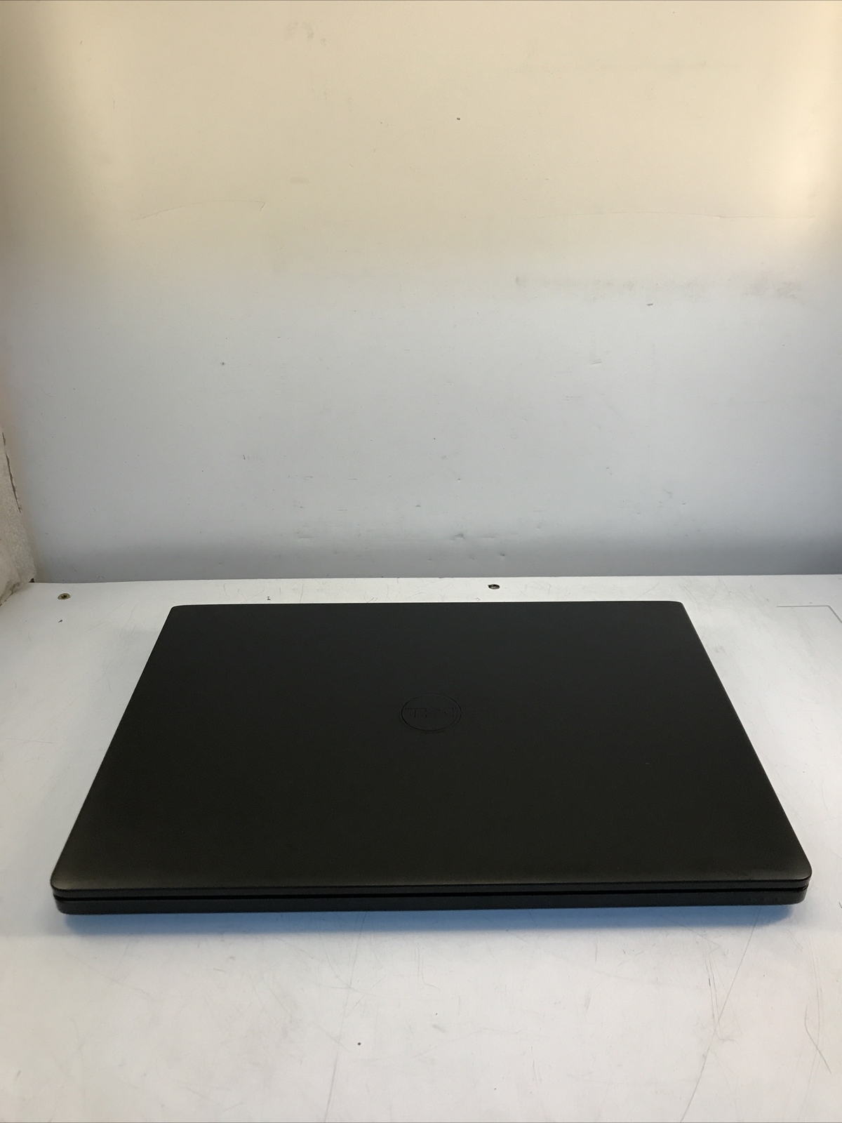 DELL LATITUDE 3470 INTEL CORE I3-6100U 2.30GHZ 4GB RAM NO HD Boot to BIOS