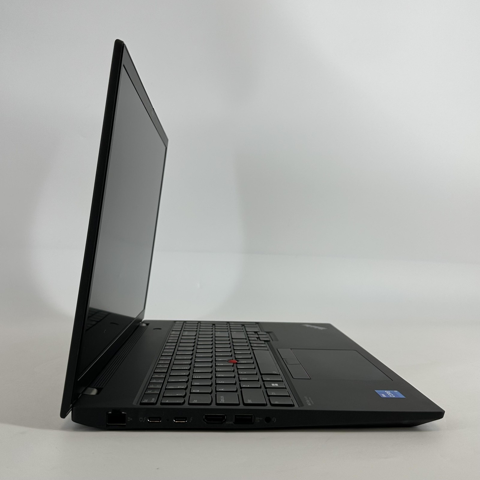 Lenovo ThinkPad T16 Gen 1 Black FHD+ 1.3 GHz i5-1235U 16GB 256GB SSD Very Good