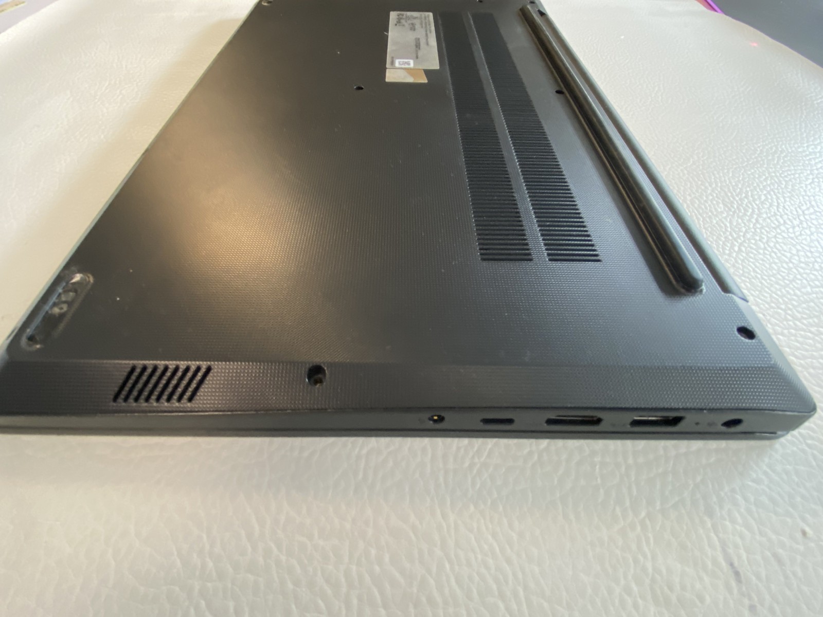 Lenovo V15 G3 ABA Won,t start AMD Ryzen 5 No HDD No RAM