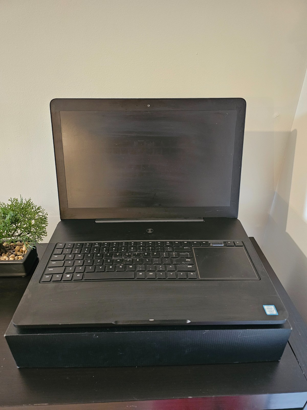 Razer Blade Pro 17″ i7 GTX1060 – Used – Still in Original Box