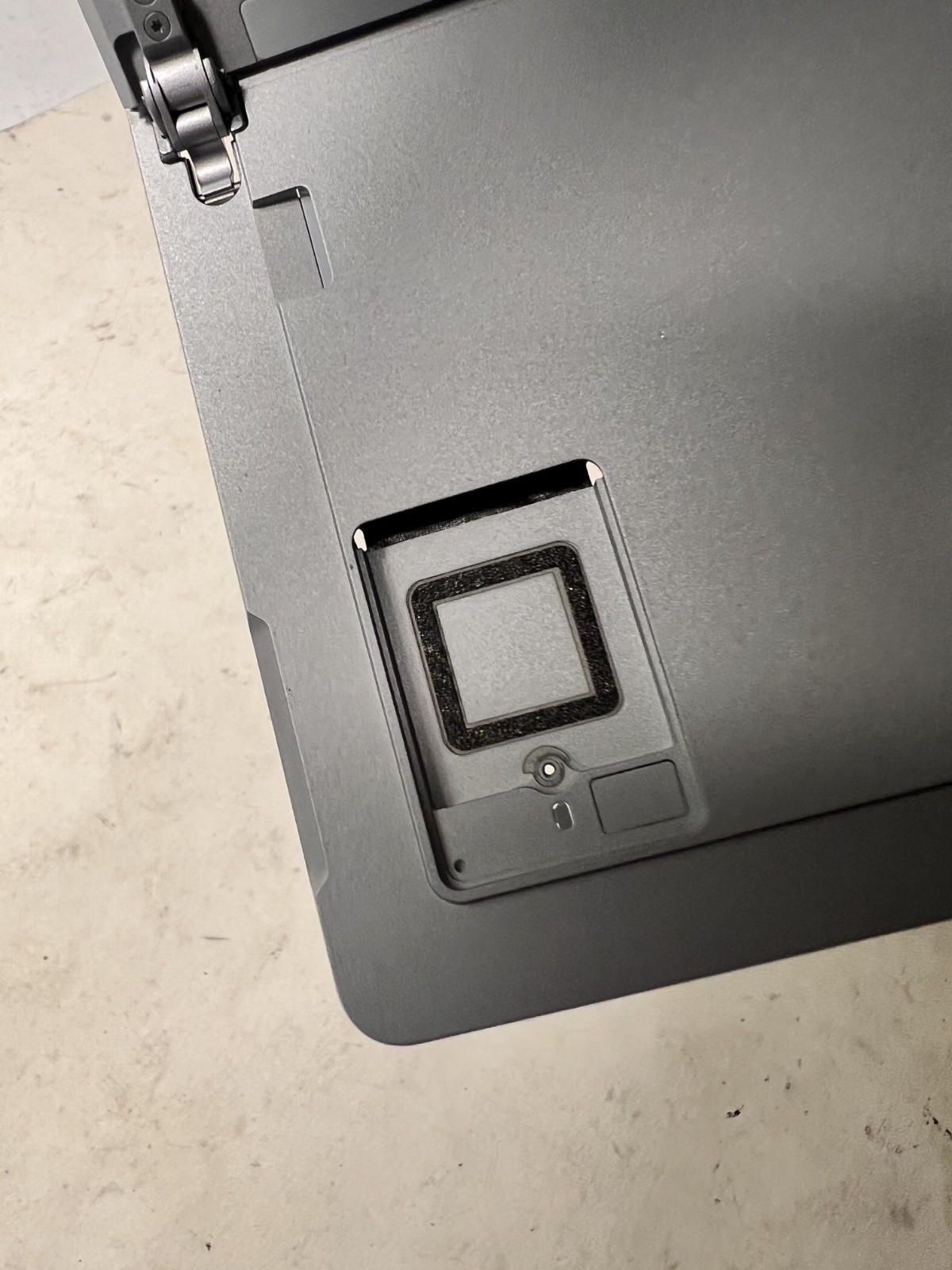 Microsoft Surface Pro 7+ 1960 12.3″ i5-1135G7 2.4GHz 8GB RAM AS-IS NO SCREEN 📖
