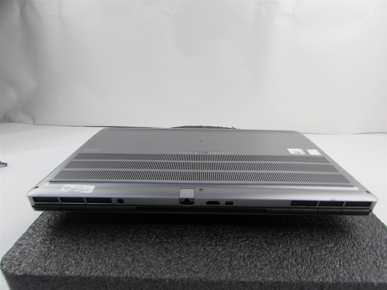 DELL PRECISION 7760 1920X1080 I7-11850H 1TB 32GB NVIDIA RTX A4000 WIN 11 PRO