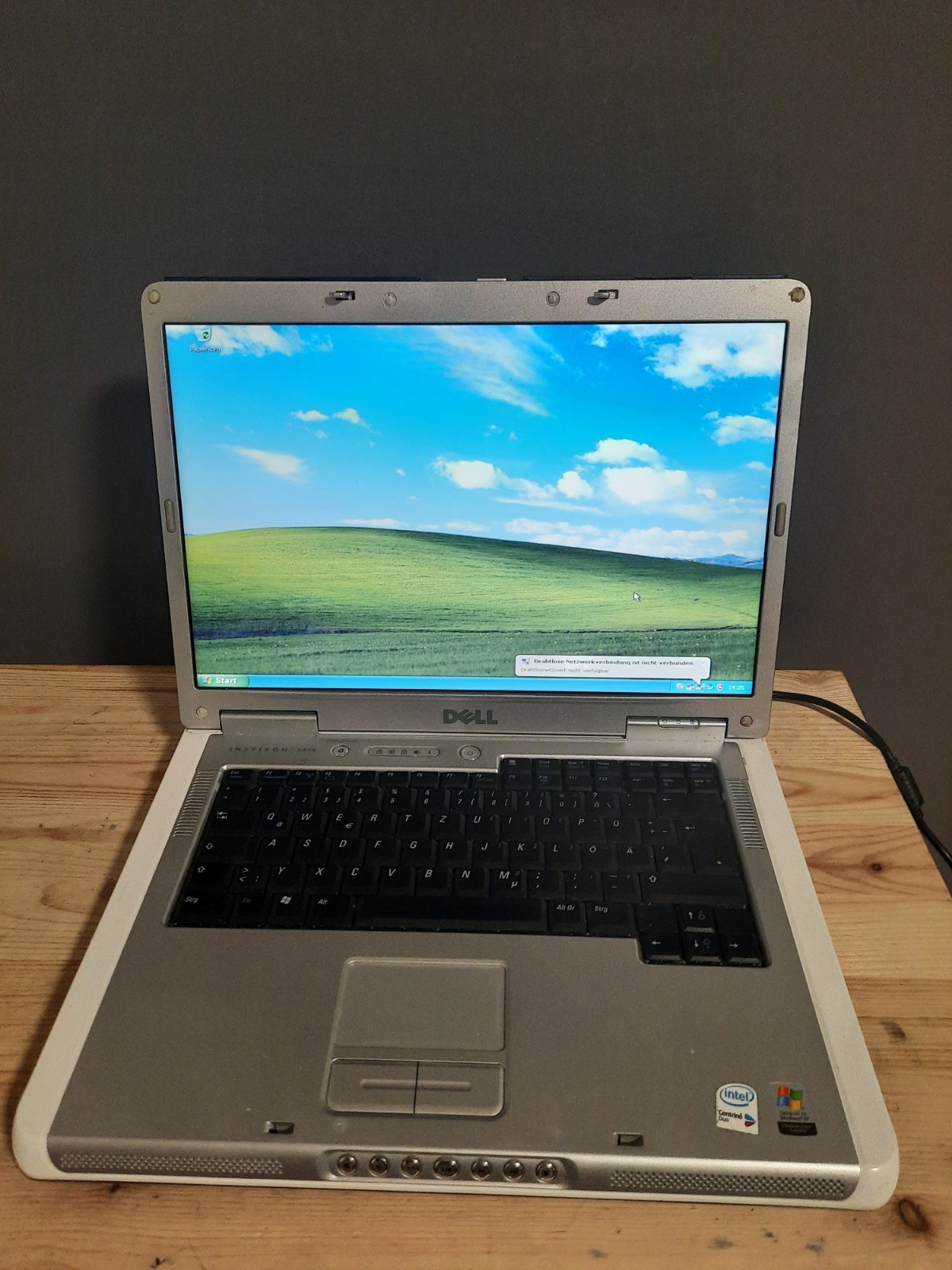 Dell Inspiron 6400 Laptop 15.6” Intel T2050 1.60GHz 2GB RAM 160GB HDD Windows XP