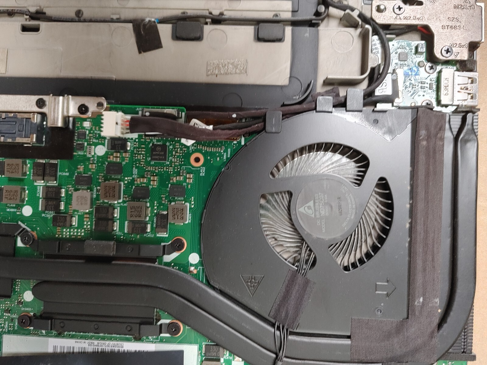 Lenovo ThinkPad Core i7-6700HQ@ 2.60GHz, NO RAM ,NO HD ( Selling Motherboard)