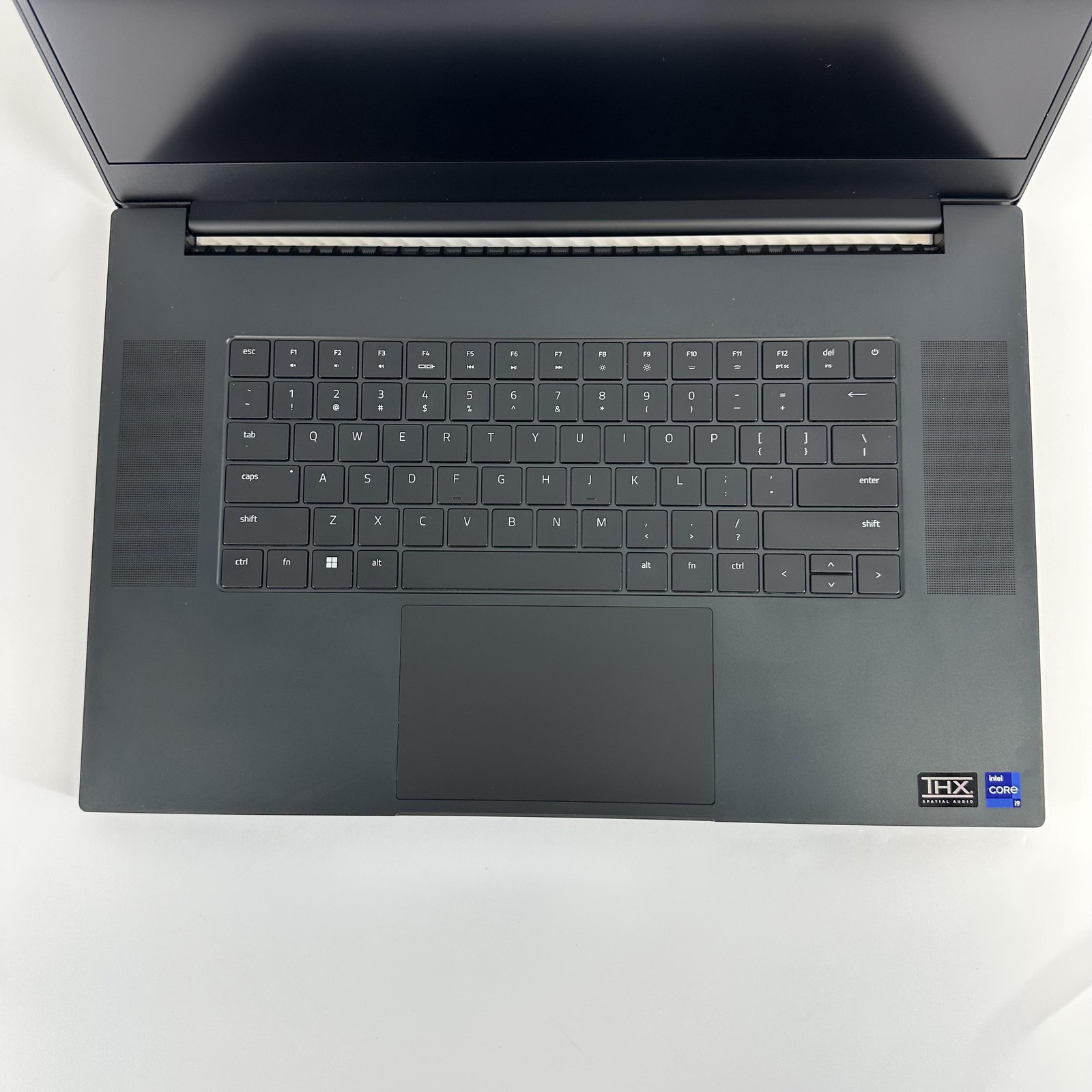 Razer Blade 17 144Hz 4K 2.5 GHz i9-12900H 32GB 1TB SSD RTX 3070 Ti – FRAME GAP