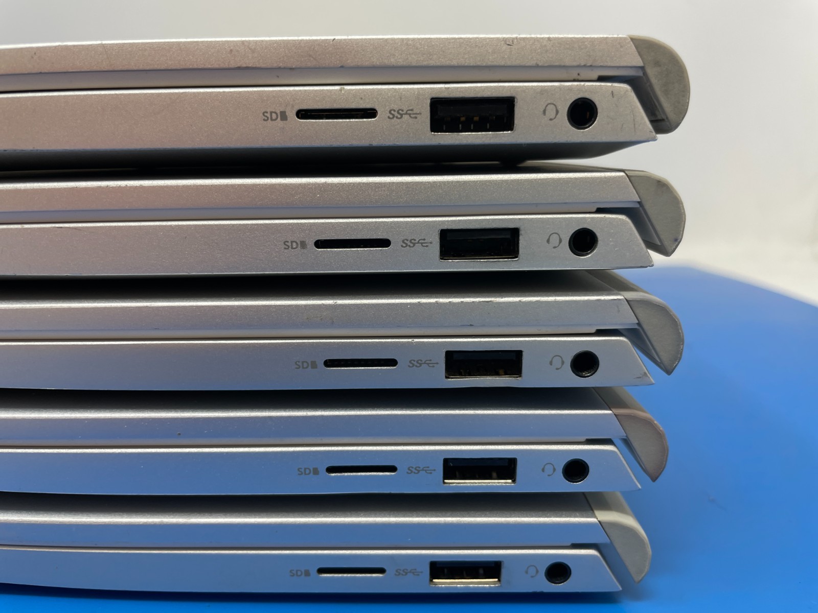 REPAIR LOT – x5 Dell Inspiron 5502 15.6″ Core i5-1135G7 8GB RAM 256GB NVMe