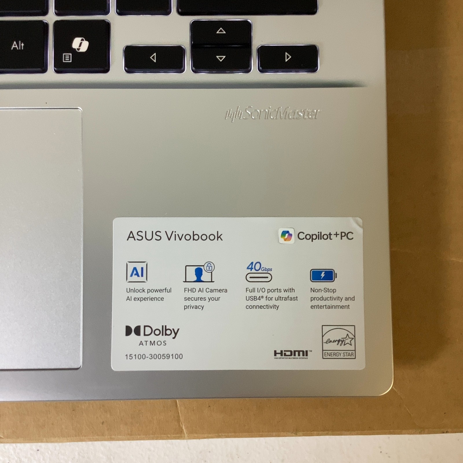 ASUS Vivobook X1407QA-BS56 Laptop with Charger