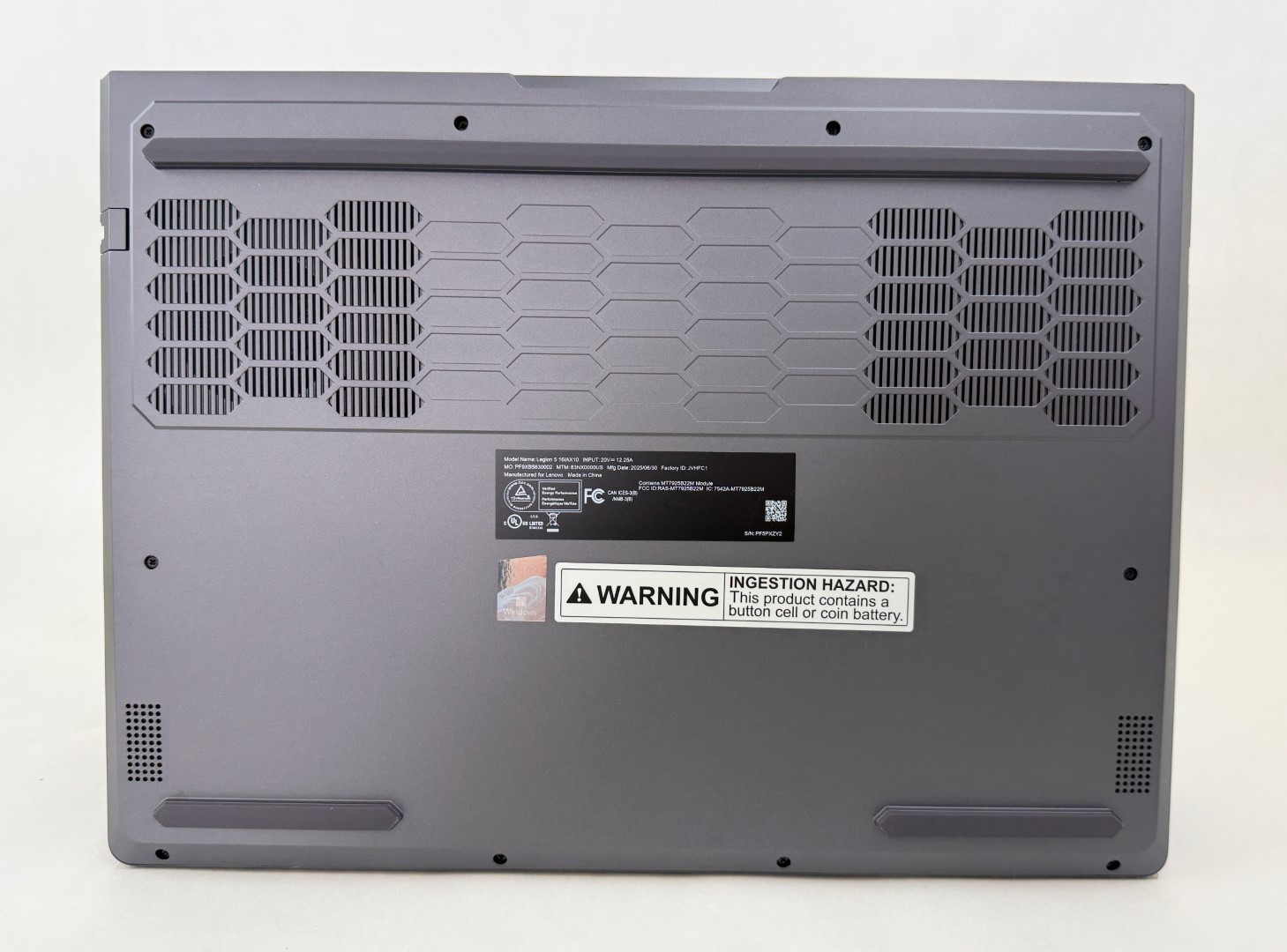 Lenovo Legion 5 16IAX10 16″ Ultra 9 275HX 32GB 1TB SSD RTX 5060 W11H