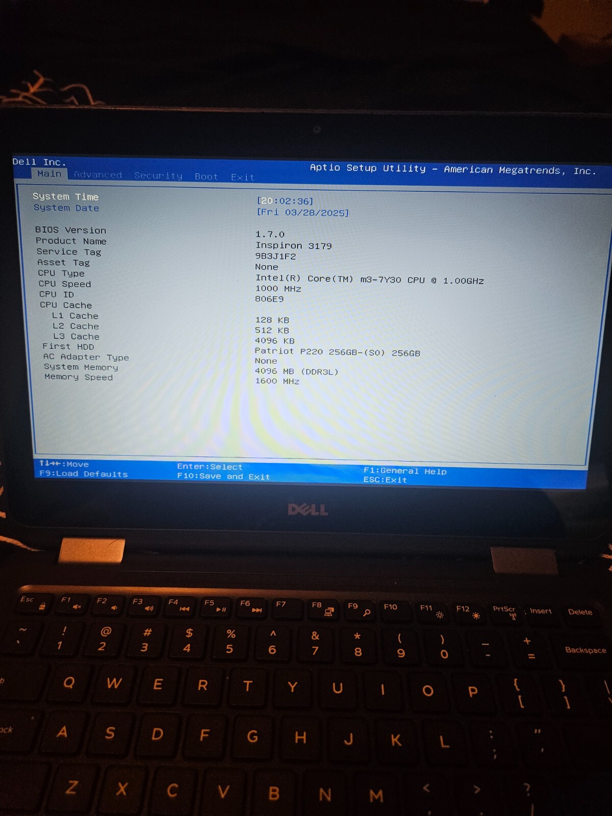 Dell Inspiron 3179 Laptop 11.6″ Touchscreen Core m3 4GB RAM 256GB SSD Windows 11