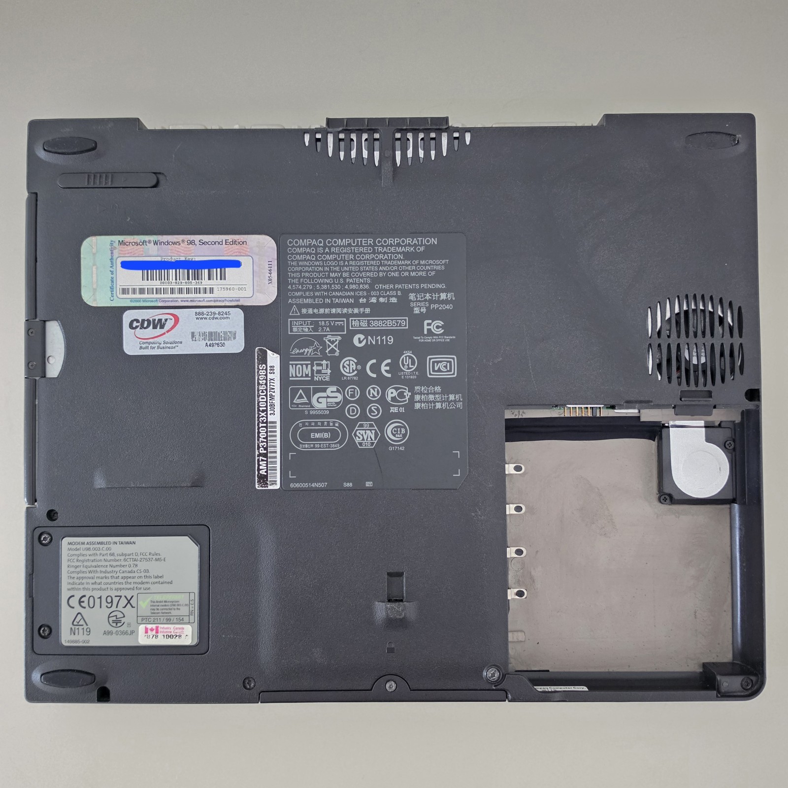 13.3″ Vintage COMPAQ ARMADA M700 Laptop – Intel Pentium III – 384MB RAM 10GB HDD