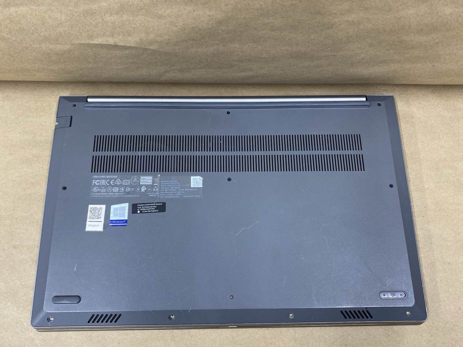 Lenovo 20VE – 15.5″ FHD – i7-1165G7 – 8GB – 256GB SSD – Win 11 Pro – READ