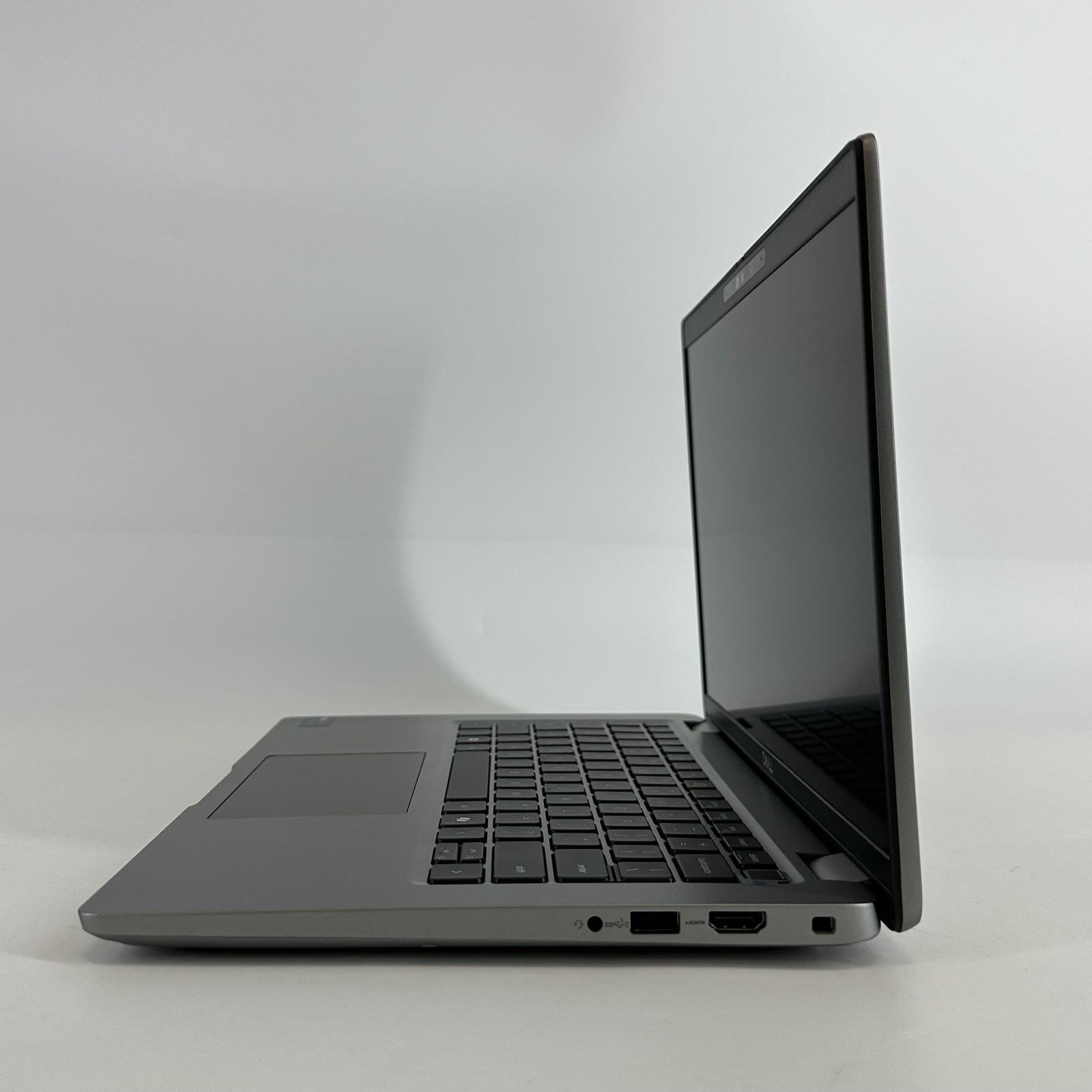 Dell Latitude 5450 14 FHD TOUCH 3.8 GHz Ultra 7 165H 16GB 512GB SSD RTX 2050