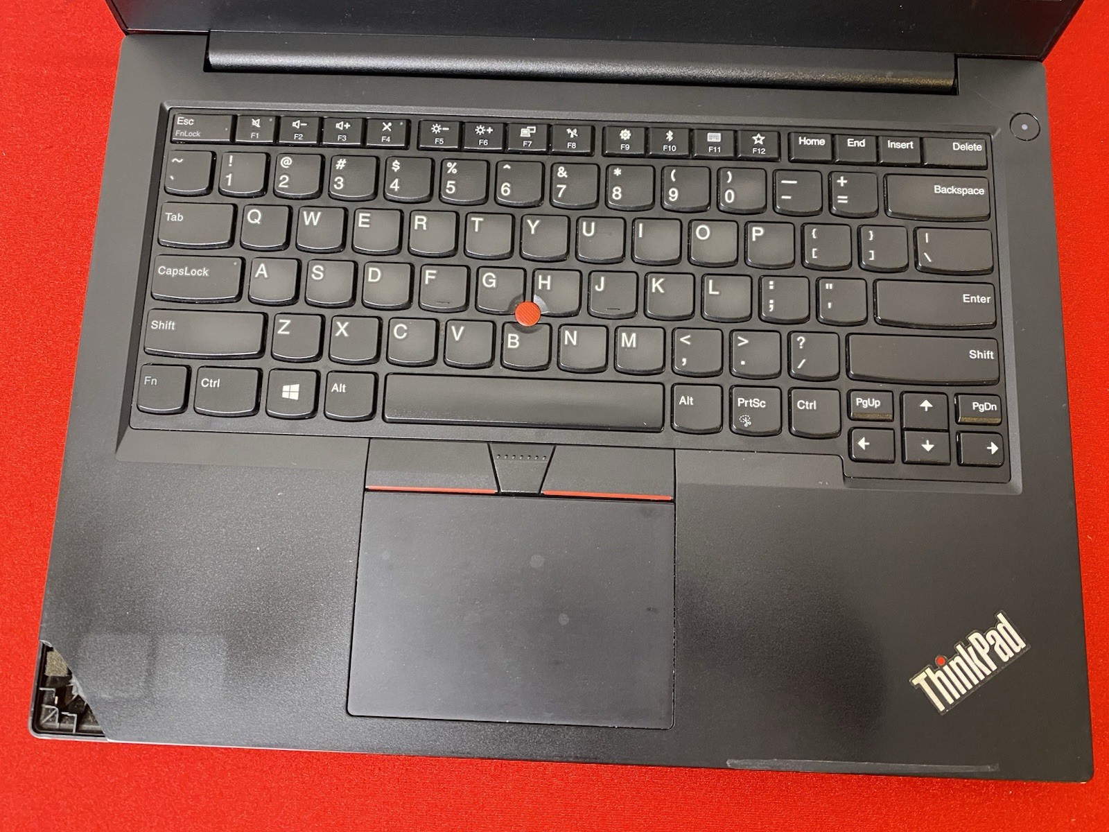 LENOVO THINKPAD E585 AMD RYZEN 3 2200U 2.5GHz 8GB RAM 256GB SSD Windows 11 Pro