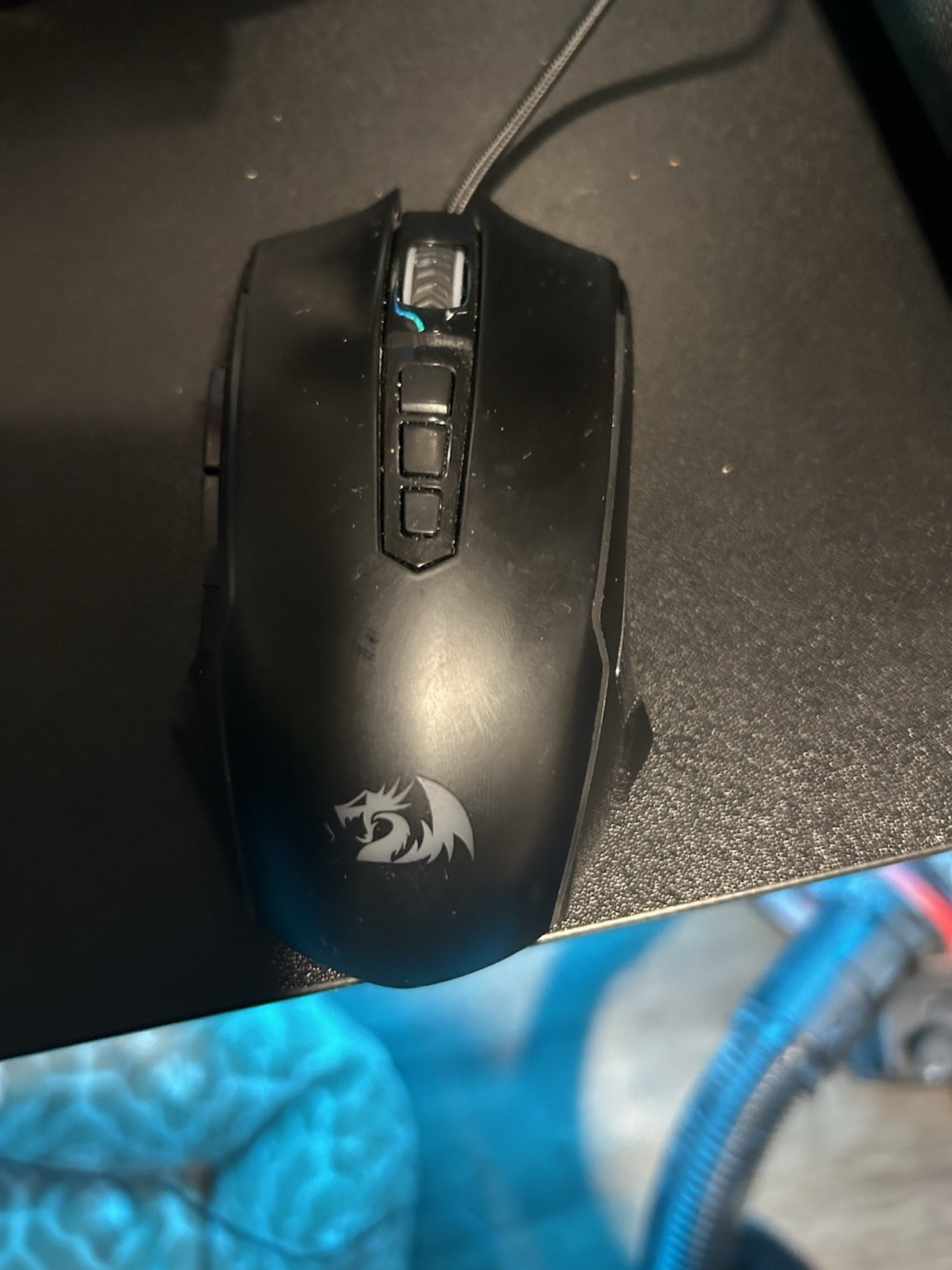 2024 ASUS ROG Strix G16 with cooling station and mouse