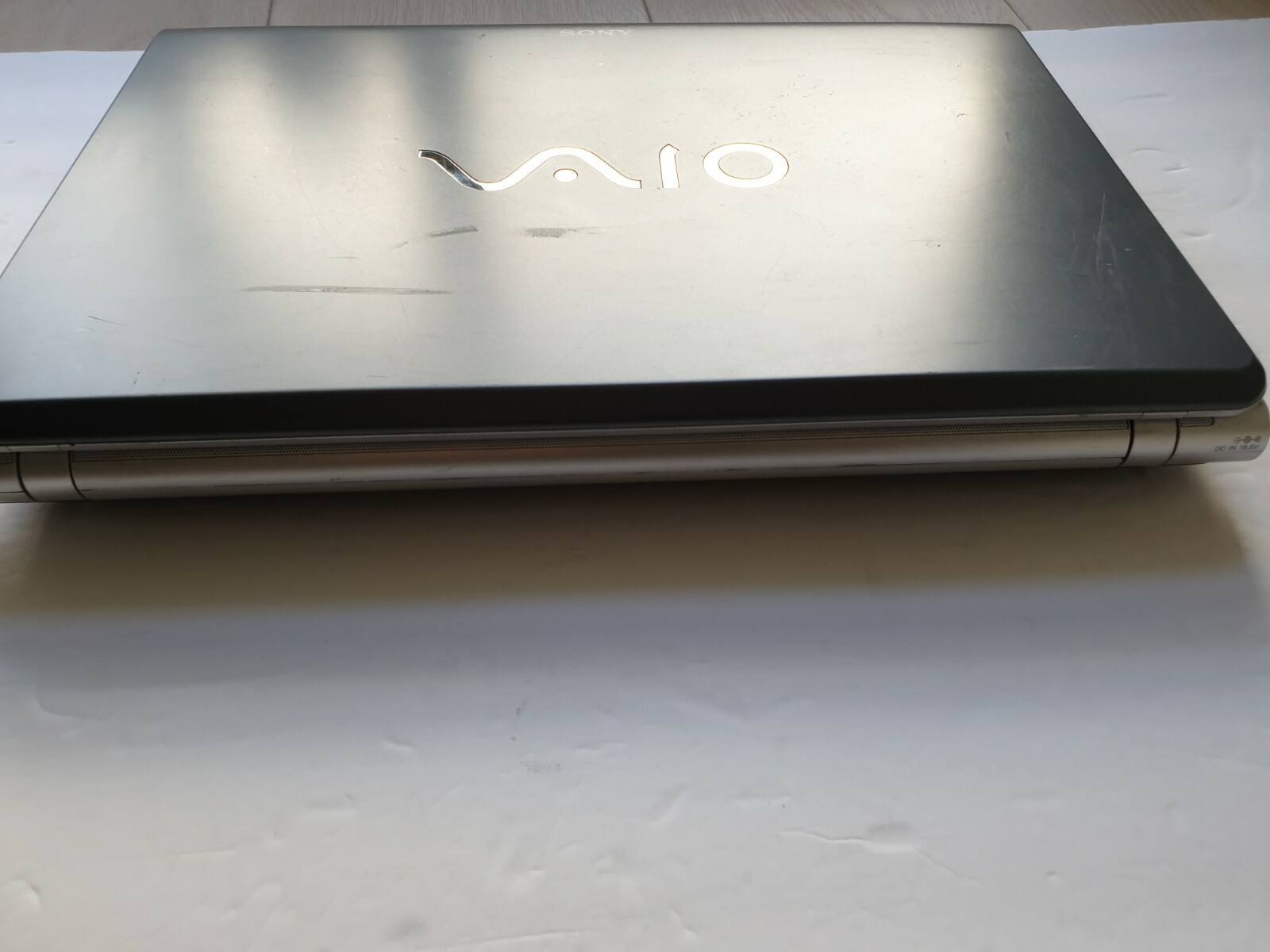 RARE Silver Sony VAIO INTEL CORE I7-840QM 1.87 GHz 16.4IN 500GB SSD 8GB Ram 1080