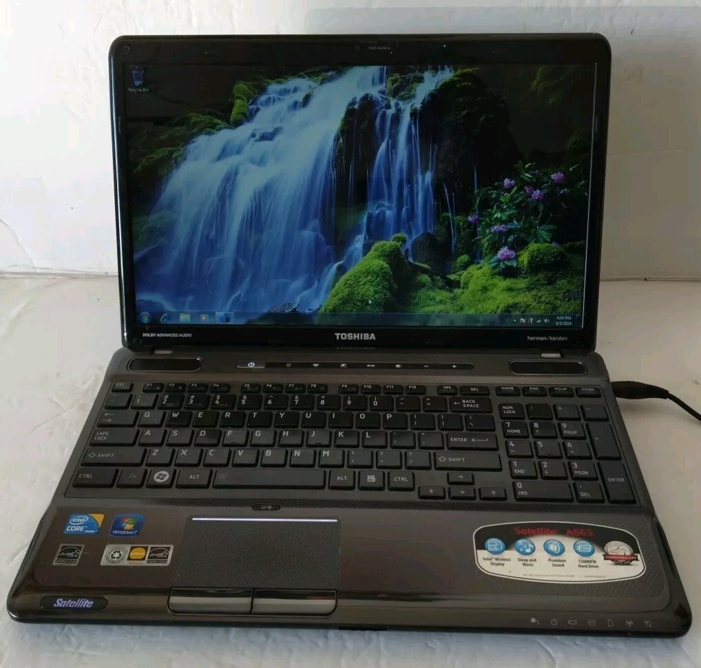TOSHIBA SATELLITE A665-S INTEL CORE i3-M350 2.27 GHz 6GB 500 GB WIN 7 PRO