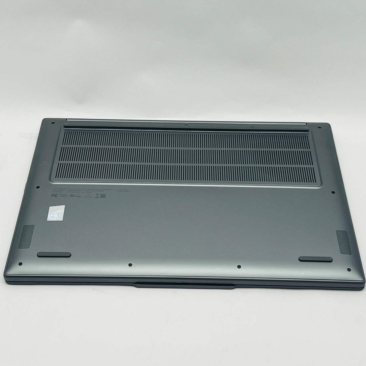 Lenovo Ideapad Pro 5 16IAH10 Core Ultra 9 285H 2.9GHz 32GB RAM 1TB RTX 5050