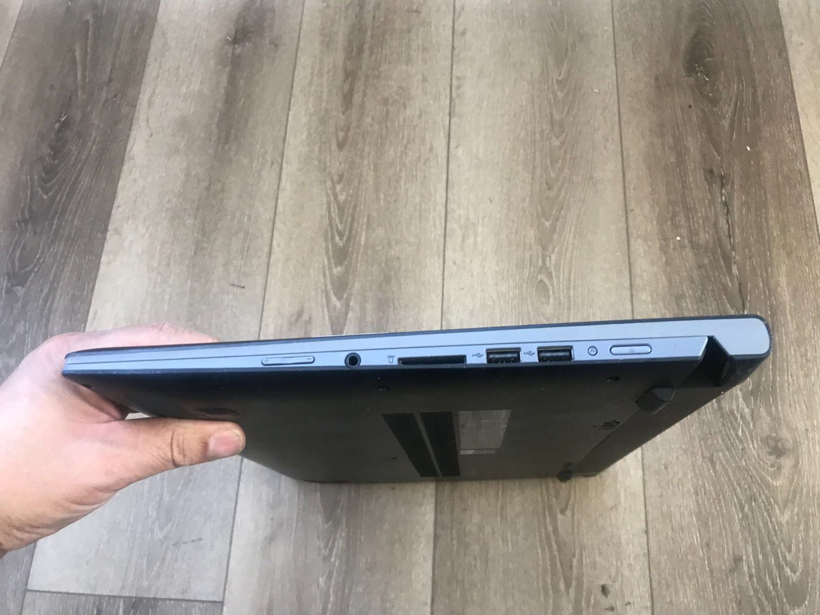 Lenovo IdeaPad Flex 15D 15.6″ AMD E1-2100 AUP 1.00 GHz 4GB 500GB SATA HDD Win 10