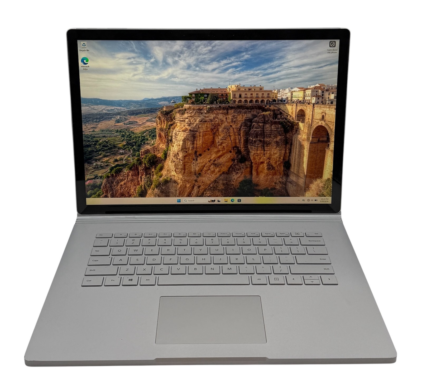 Microsoft Surface Book 2 15″ Intel Core i7, 8650U @ 1.90GHz, 16GB RAM 256GB SSD