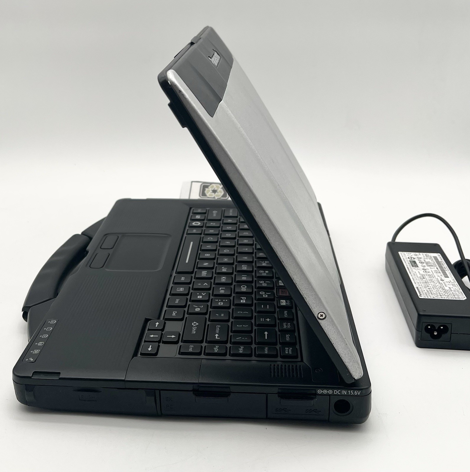 Panasonic Toughbook CF-53 mk4 Core i5-4310u 2.00GHz, 16GB Ram 500GB SSD, W11