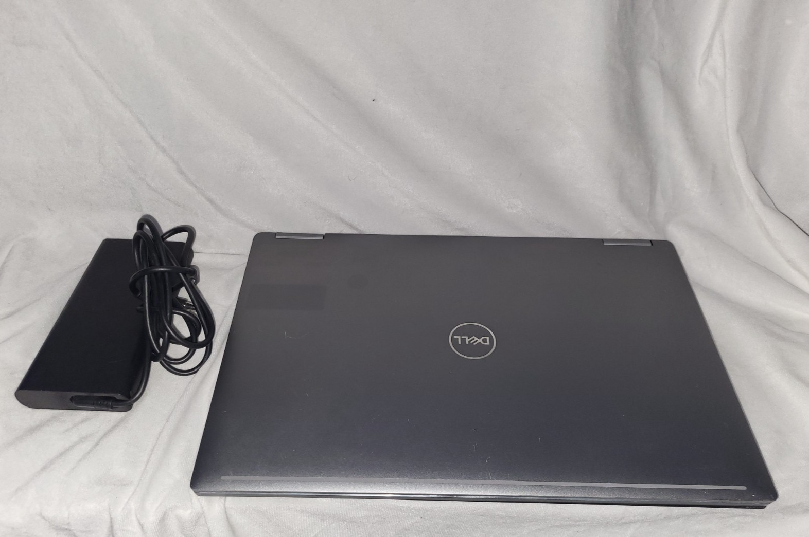Dell Precision 7740 i7 9850H 2.60GHz 16GB 256 SSD Quadro RTX 5000 w/Win 11