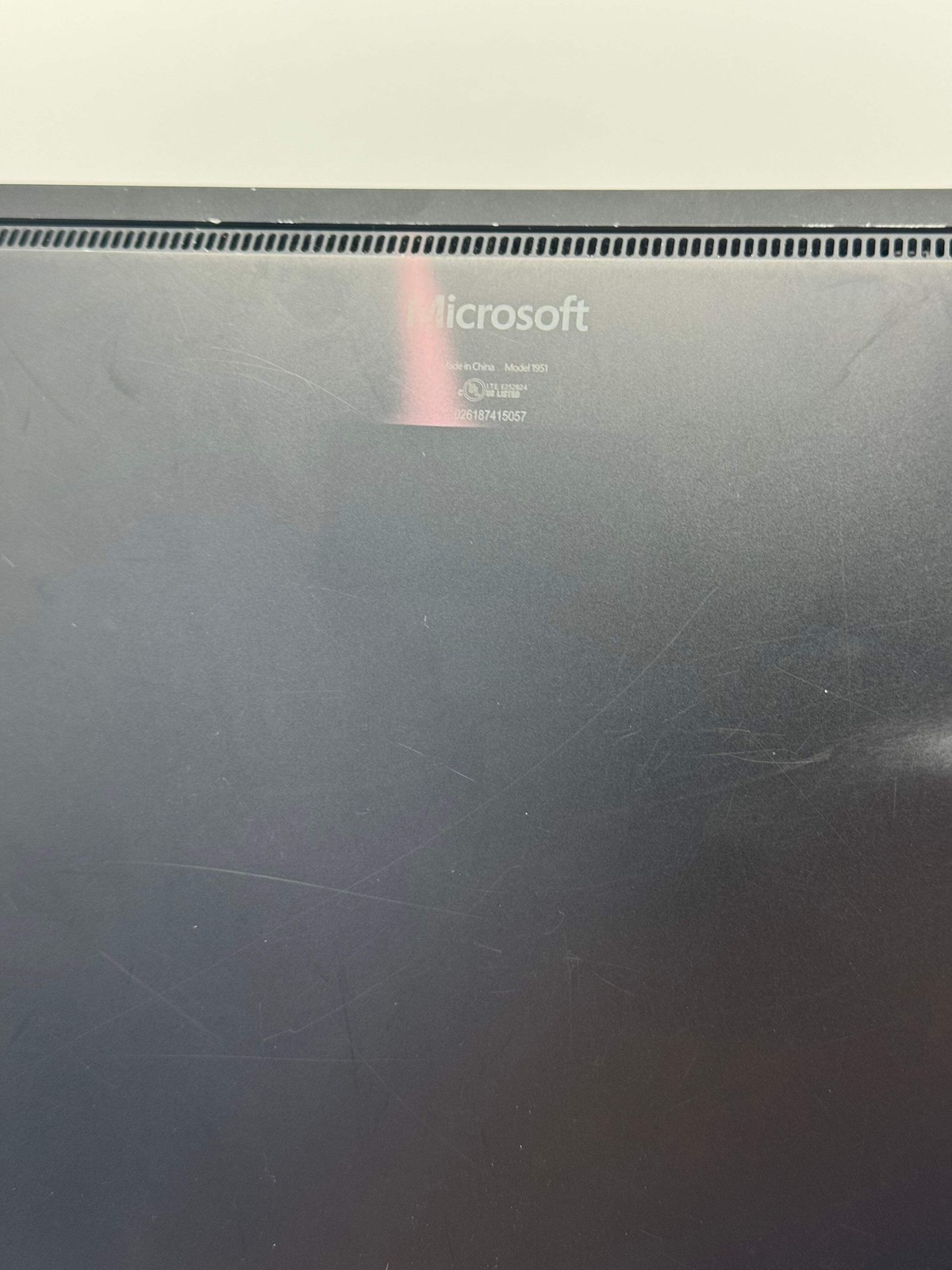 Microsoft Surface Laptop 4 1951 13.5″ i5-1145G7 8GB 512GB Cracked Screen For Par