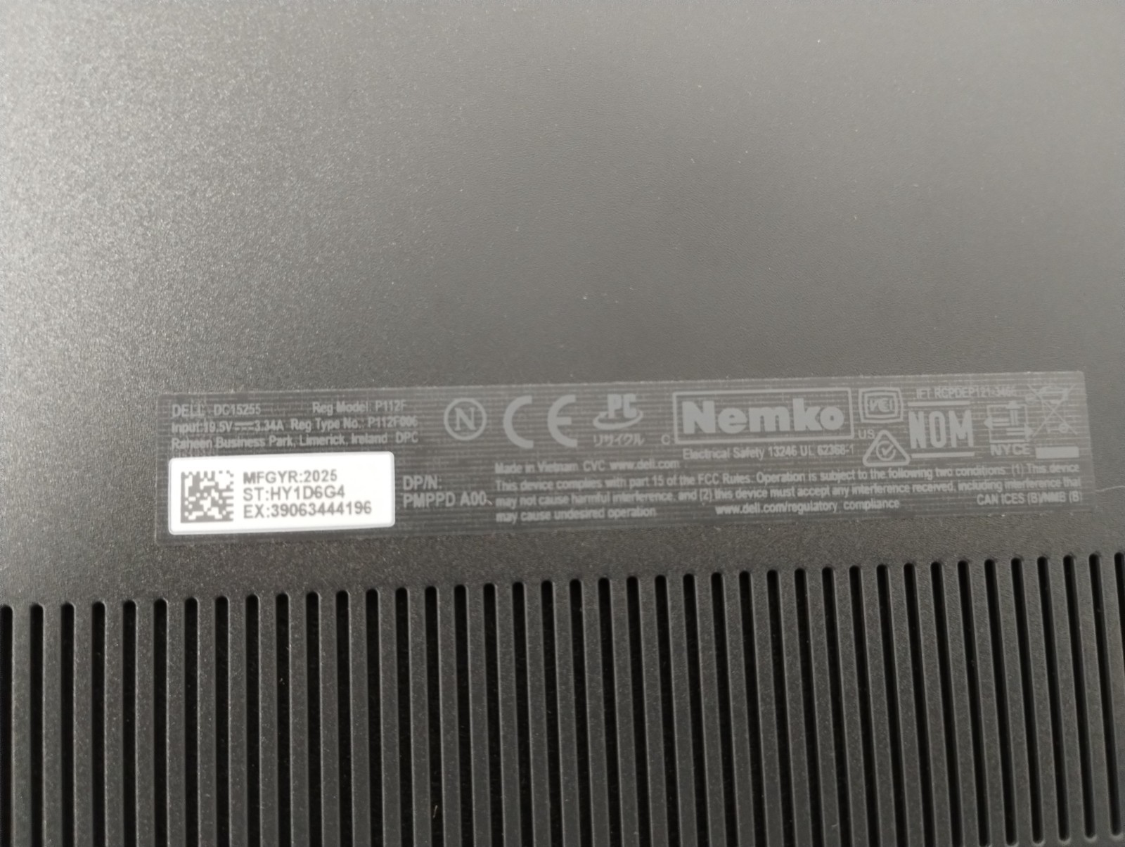 DELL 15 DC15255 G8MK9, AMD Ryzen 7 7730U, 2.00 GHz, 16 GB RAM, 512 GB NVMe SSD