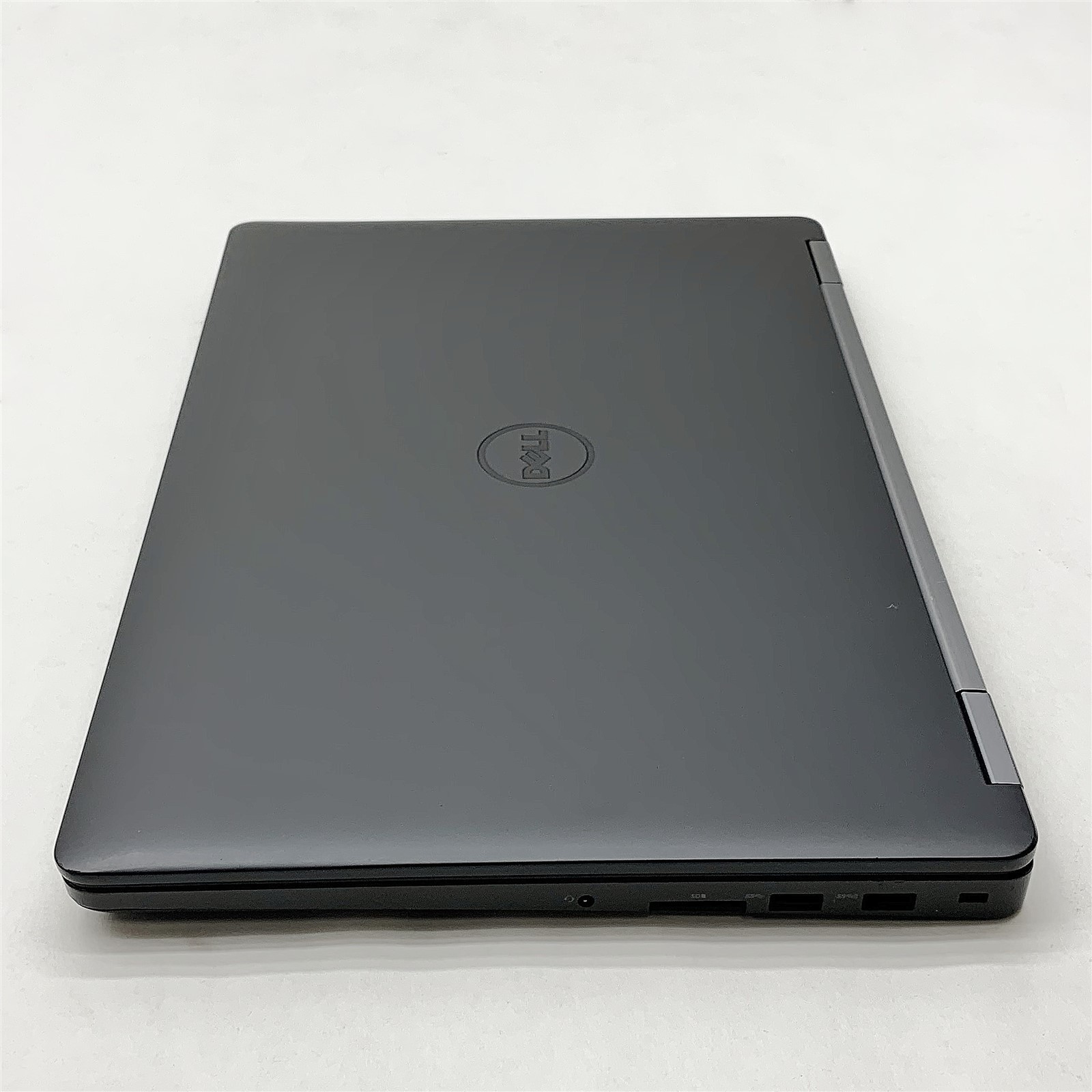 Dell Latitude E5570 Laptop Intel i7 6820HQ 2.70GHZ 15.6″ 16GB RAM NO HDD Parts