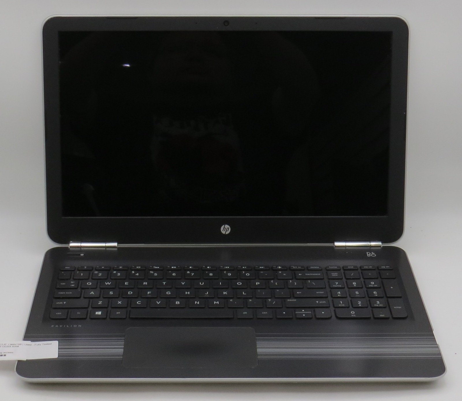 HP Pavilion | i5-7200U @ 2.5GHz | 12GB DDR4 | 15.6″ | No HD/OS/AC/Battery