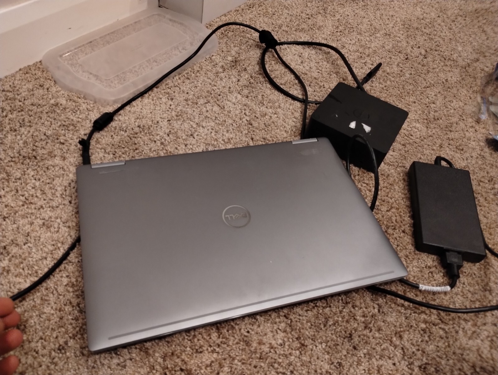 Dell Precision 7740 FHD i9-9980H | 32GB Ram | Dock Station | AC adapter