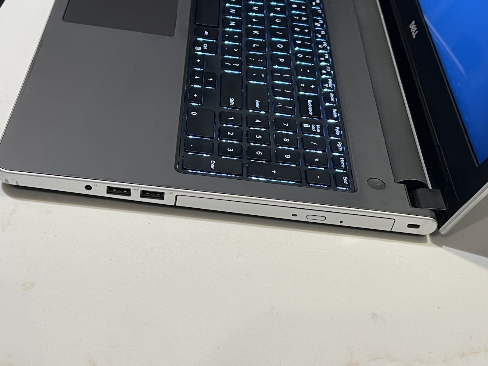 Dell Inspiron 5559 Core i5-6200U @2.30GHz 8GB RAM 128GB SSD Read
