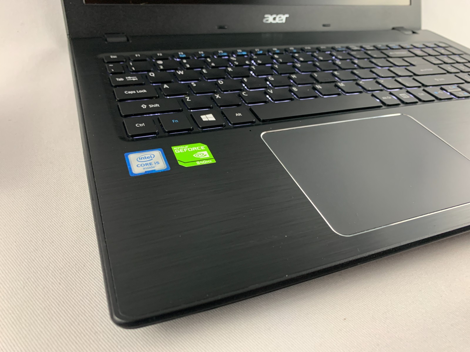 Acer Aspire E5-575 Laptop Intel Core i5-7200U 2.5GHz, 8GB RAM, 256GB SSD, W10H
