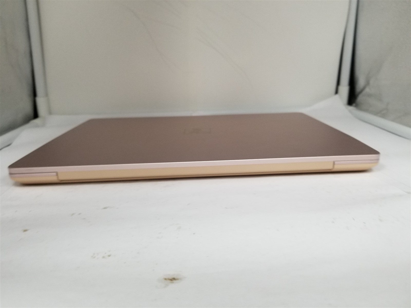 Microsoft Surface Laptop Go Core i5 12.4″ 8GB/128GB Gold See Details VD6230