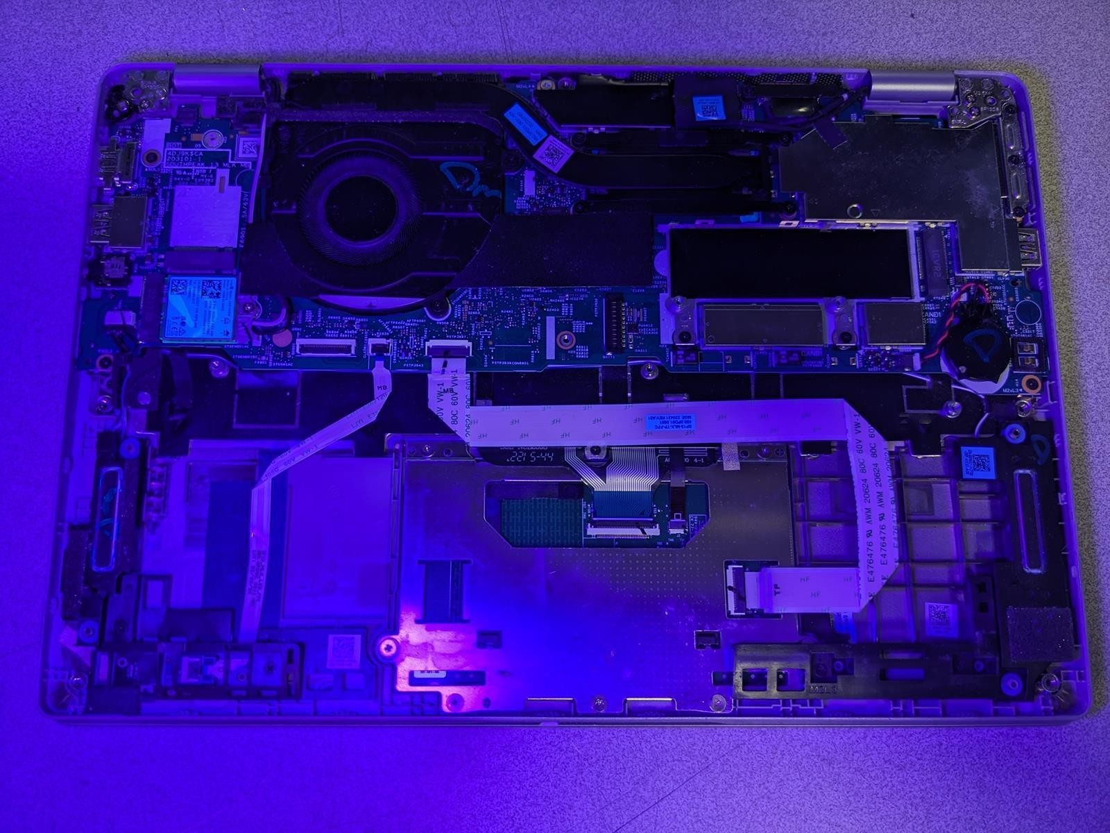DELL LATITUDE 5330 I5-1235U @ 0.9GHz, 8GB RAM, NO HDD/OS – (FOR PARTS)