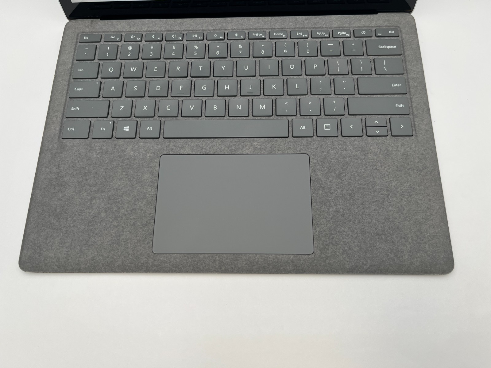 Microsoft Surface Laptop 4 1950 13.5″ Touch i5-1145G7@2.60GHZ 16GB RAM 512GB NVM
