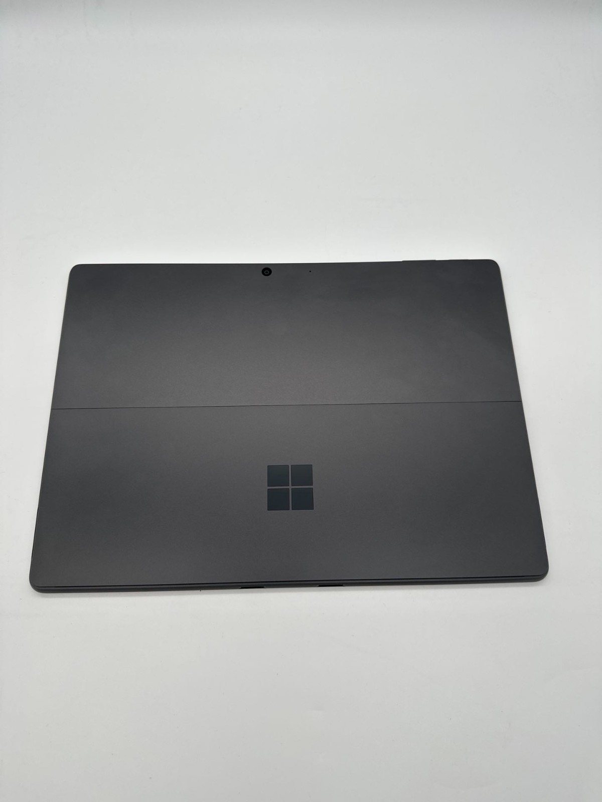 Microsoft Surface Pro 11 13″ Snapdragon X Plus 16GB 512GB SSD Win11 Home Black
