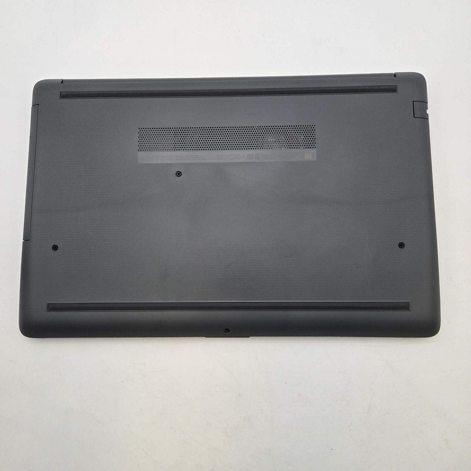 HP Laptop 15-da0046nr 15″ Touch Core i3 7th Gen 8GB RAM 1TB – For Parts *READ*