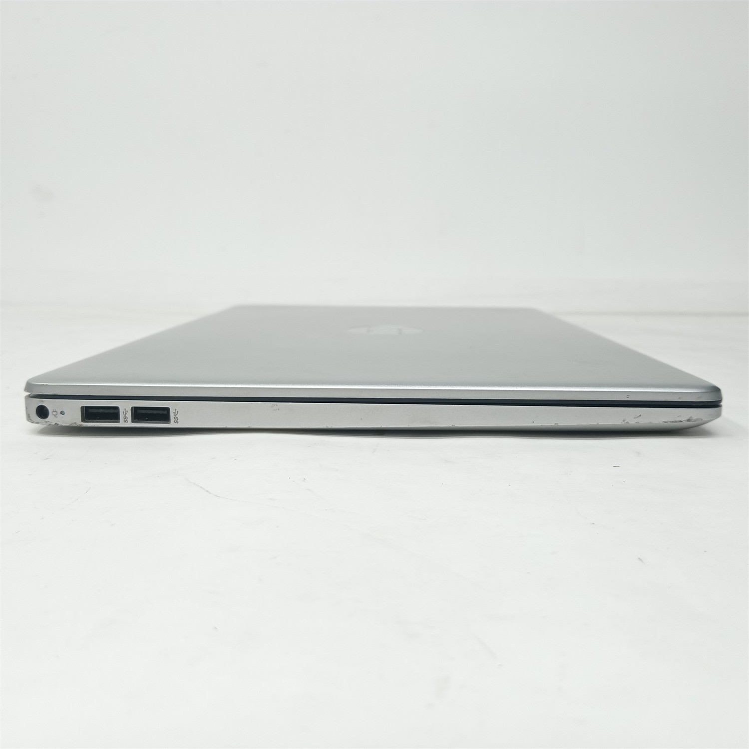 HP Laptop 15-ef1xxx Ryzen 7 4700U 2.00GHz 16GB DDR4 256GB NVMe Win11 Pro – 18328