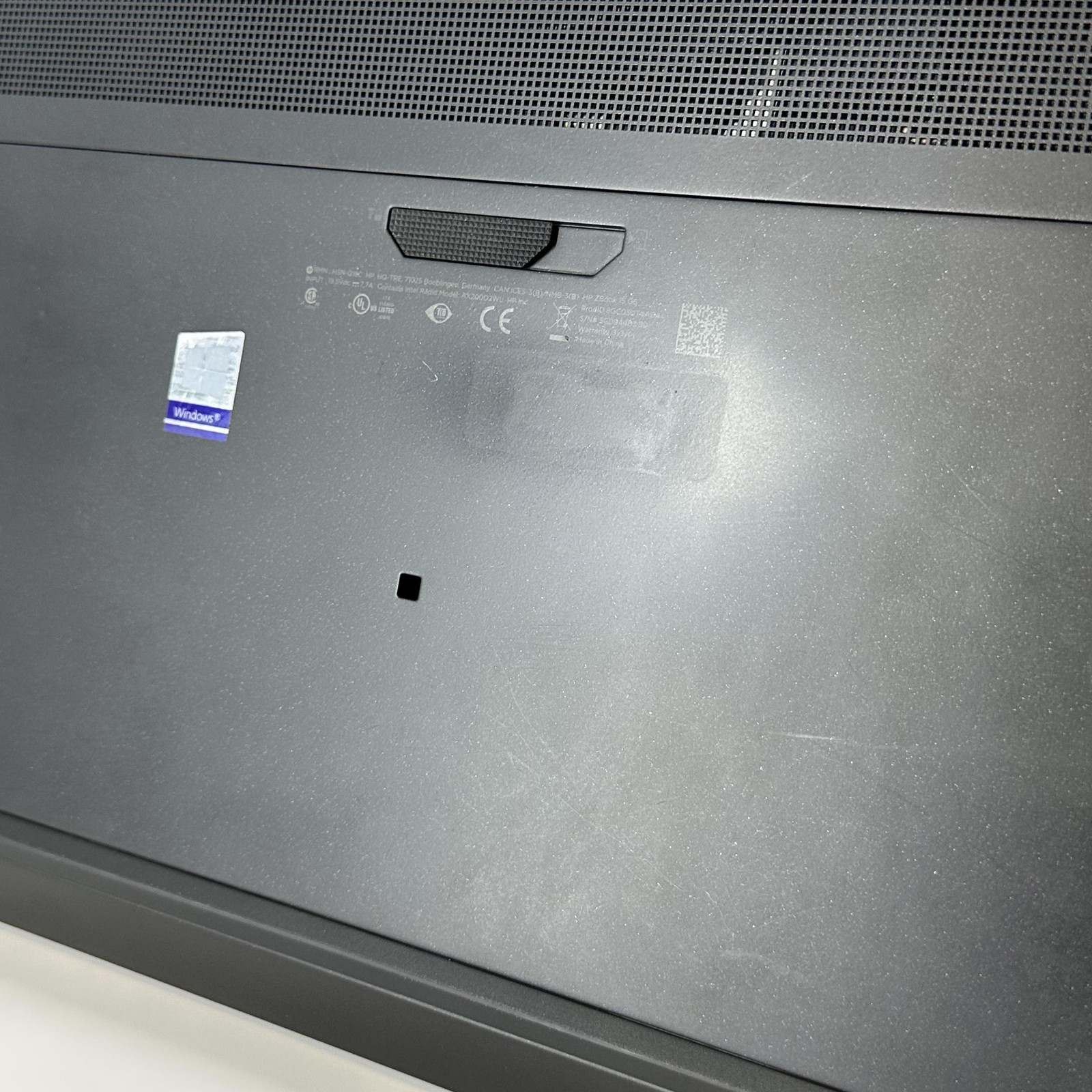 HP ZBook 15 G6 Gray FHD i7-9850H 2.60GHz 16GB 512GB SSD NVIDIA Quadro T2000 Good