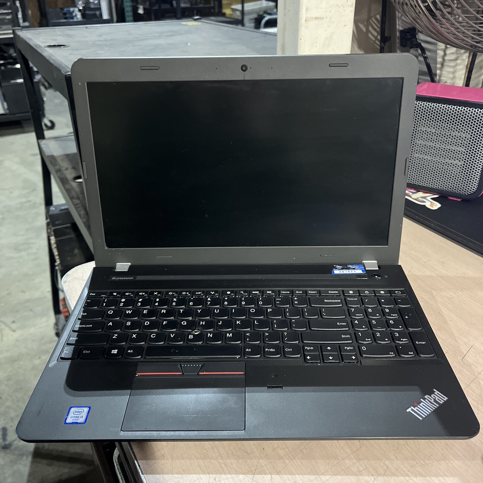 LENOVO THINKPAD E560 INTEL CORE I5-6200U 2.30GHZ 4GB RAM NO HD