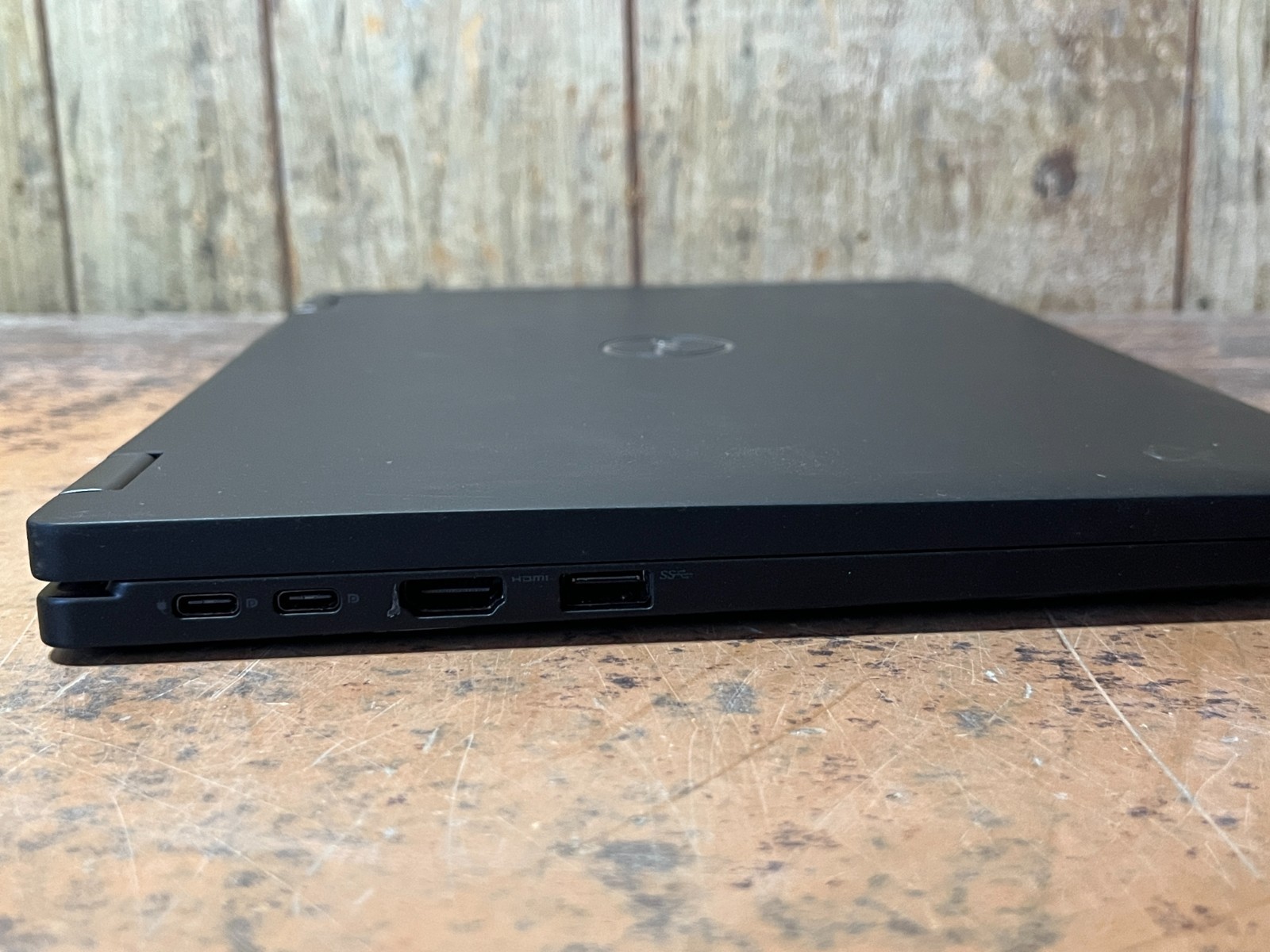 Dell Latitude 7390 13.3″ I5-8250U 8GB 256GB SSD FHD Windows 11 Pro Laptop