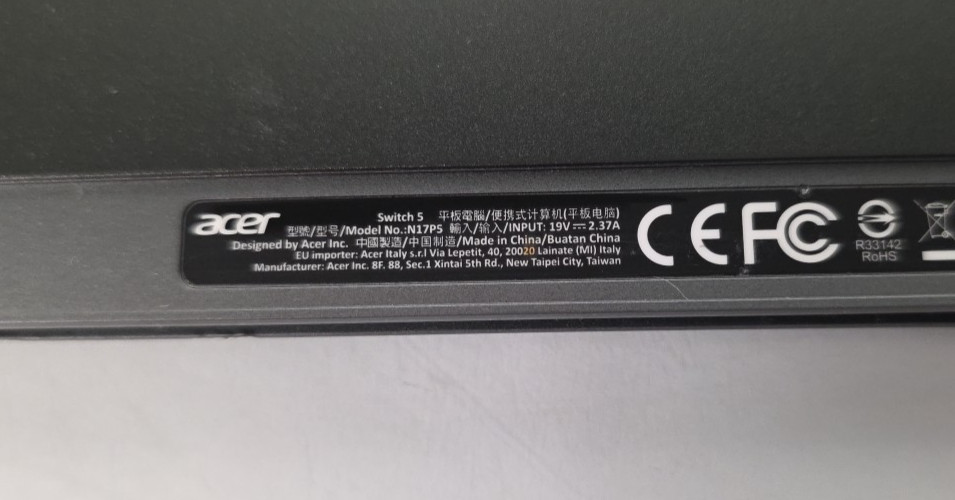 Acer Switch 5| Intel Core i3-7130U| 4GB RAM| 128GB SSD| WIN 10 PRO #1