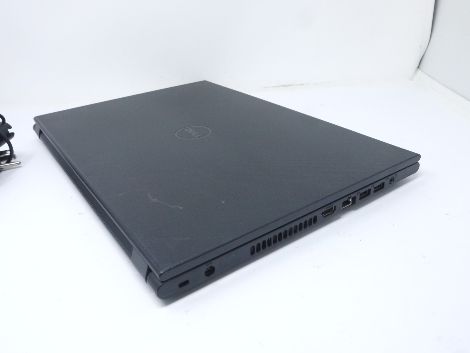 Dell Inspiron 3541 15.6″ Laptop – AMD A6-6310 / 4GB / 320GB HDD – New Battery