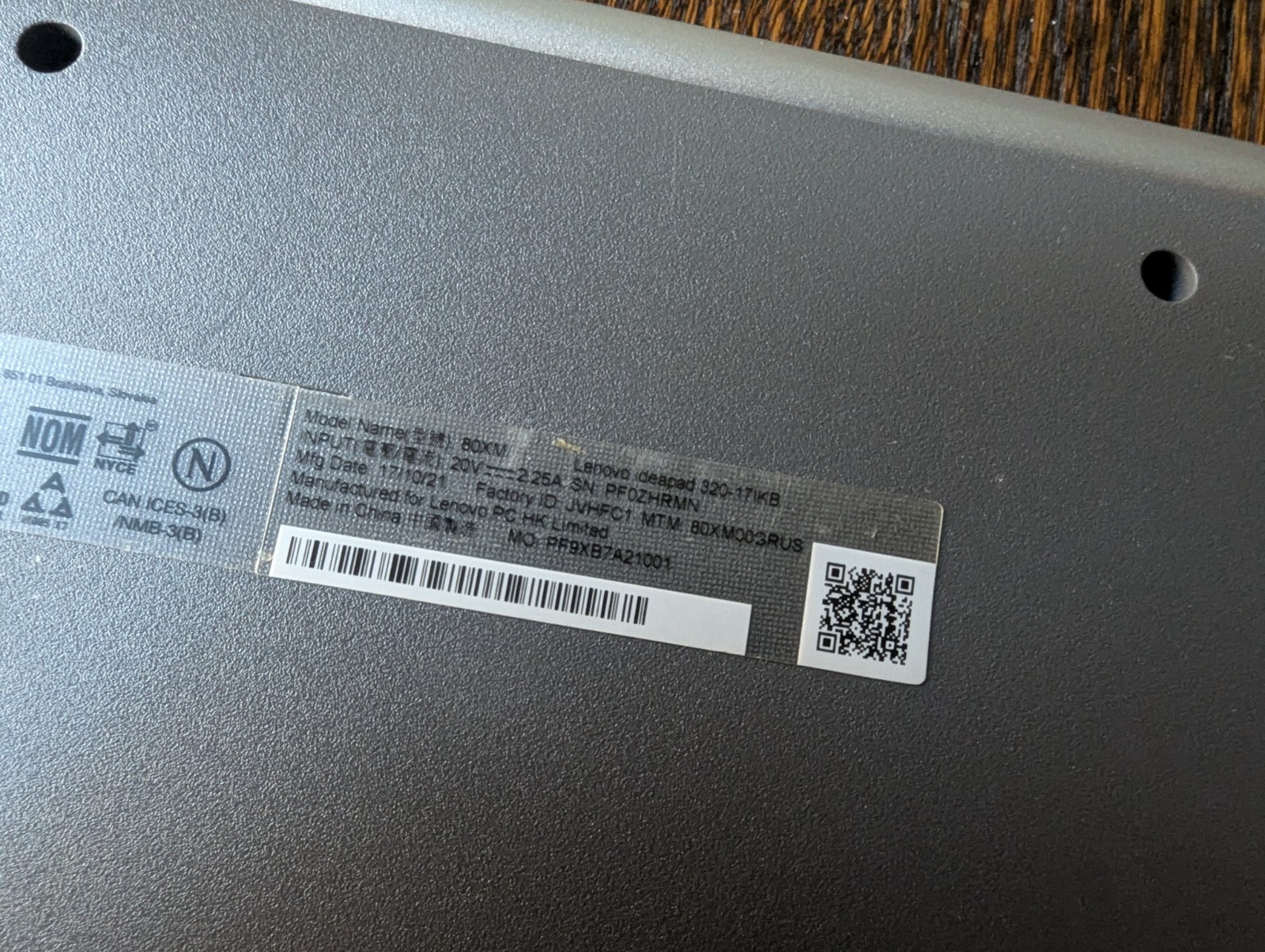 Lenovo Ideapad 320-17IKB 17.2in 1 TB HD 8 GB RAM i5-7200U Notebook Computer