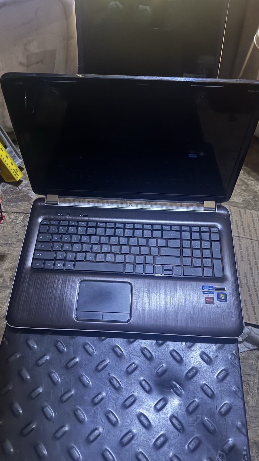 Mixed Laptop Lot Of 8 Parts Only Some Work Some Don’t